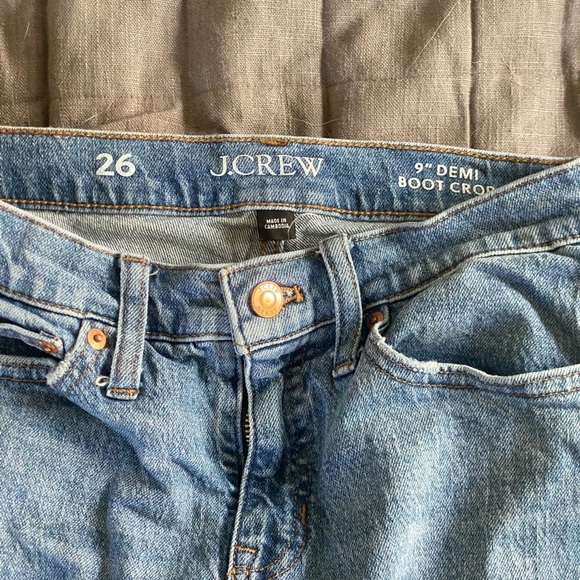 J Crew 9” Demi Boot Crop Jean - Picture 2 of 6